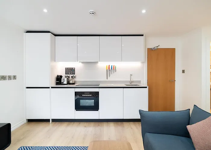 Premier Suites Edinburgh Fountain Court