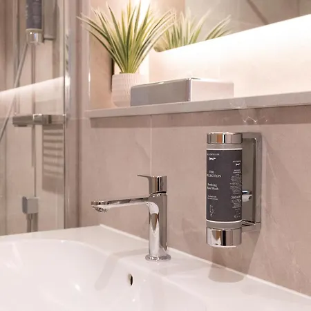 Premier Suites Edinburgh Fountain Court Экстерьер фото